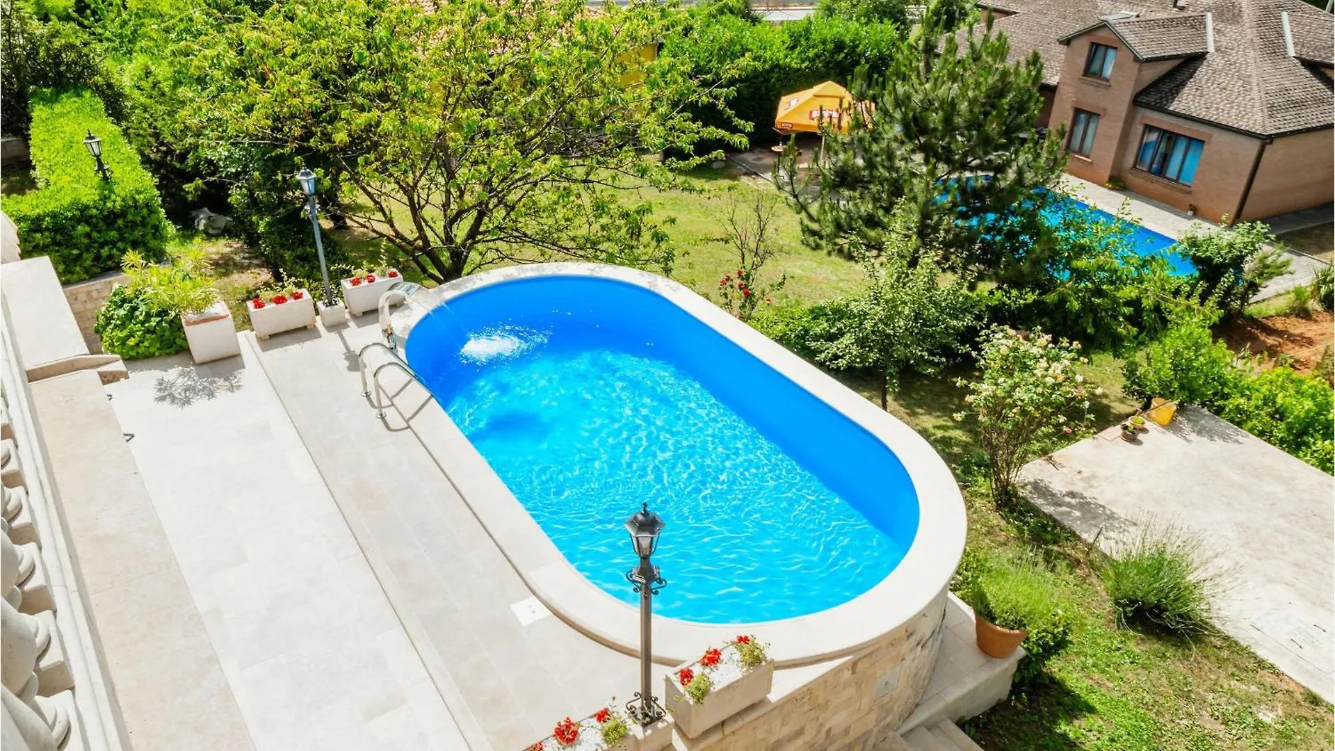 3 Bedroom Pet Friendly Apartment In Viskovo كرواتيا